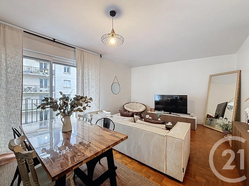 Image d'un appartement 2 pièces 59 m² à 780€ à tours (37200)
