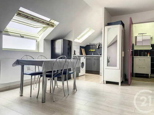 Image d'un studio meublé 21 m² à 695€ à lagny-sur-marne (77400)