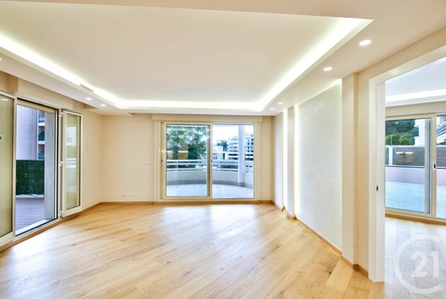 Image d'un appartement 3 pièces 98 m² à 880000€ à beausoleil (06240)