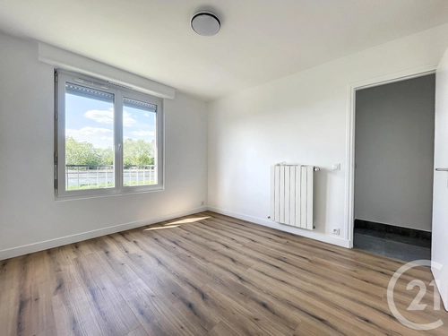 Image d'un appartement 1 pièce 24 m² à 763€ à champigny-sur-marne (94500)