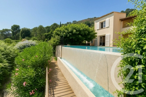 Image d'un maison 8 pièces 170 m² à 1490000€ à rayol-canadel-sur-mer (83820)