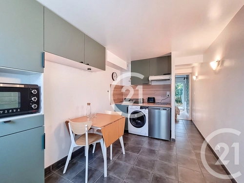 Image d'un appartement meublé 1 pièce 20 m² à 560€ à caen (14000)