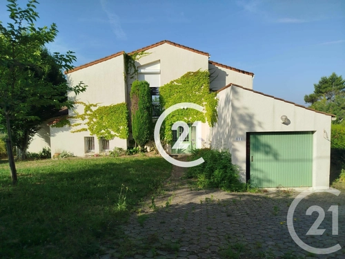 Image d'un maison 6 pièces 188 m² à 242500€ à boutiers-saint-trojan (16100)