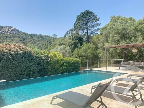 Image d'un maison 4 pièces 100 m² à 750000€ à porto-vecchio (20137)