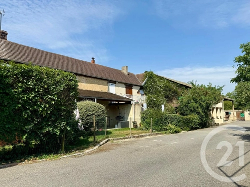 Image d'un maison 1 pièce 328 m² à 499000€ à bû (28410)