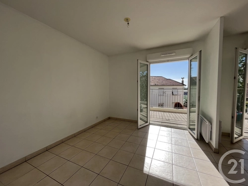 Image d'un appartement 2 pièces 36 m² à 761€ à saint-laurent-du-var (06700)