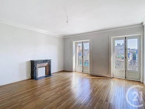Image d'un appartement 2 pièces 80 m² à 928€ à nantes (44000)