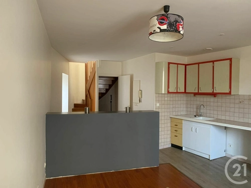 Image d'un appartement 2 pièces 44 m² à 460€ à châteauroux (36000)