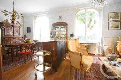 Image d'un maison 5 pièces 151 m² à 385000€ à vichy (03200)