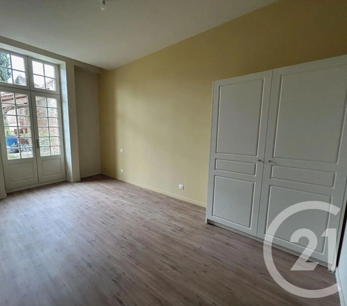 Image d'un appartement 3 pièces 68 m² à 710€ à agen (47000)