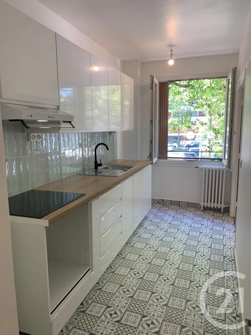 Image d'un appartement 2 pièces 43 m² à 1282€ à montrouge (92120)