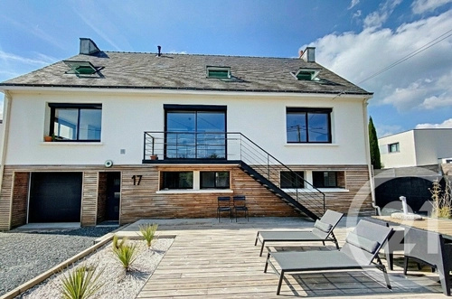 Image d'un maison 9 pièces 235 m² à 699000€ à vannes (56000)