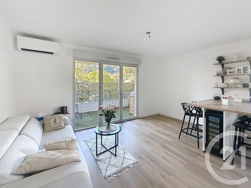 Image d'un appartement 3 pièces 60 m² à 330000€ à mandelieu-la-napoule (06210)