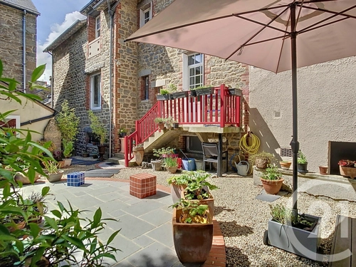 Image d'un maison 10 pièces 271 m² à 853000€ à dinan (22100)