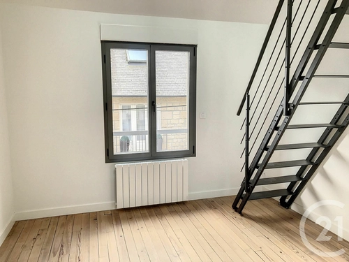 Image d'un studio 18 m² à 410€ à dinan (22100)