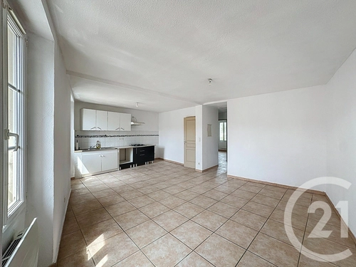 Image d'un appartement 3 pièces 55 m² à 179500€ à trets (13530)