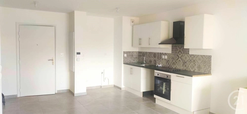 Image d'un appartement 3 pièces 61 m² à 339000€ à trets (13530)