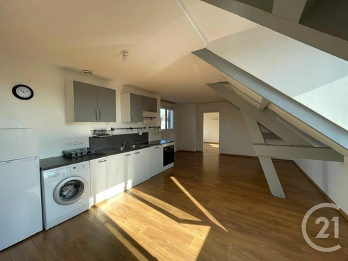 Image d'un appartement meublé 2 pièces 56 m² à 700€ à calais (62100)