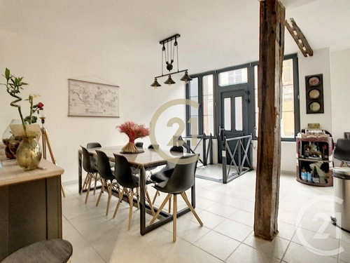 Image d'un appartement 2 pièces 43 m² à 640€ à sens (89100)
