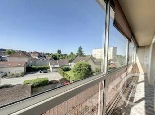 Image d'un appartement 4 pièces 73 m² à 131000€ à saint-andré-les-vergers (10120)