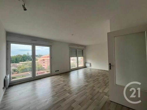 Image d'un appartement 1 pièce 35 m² à 495€ à dax (40100)