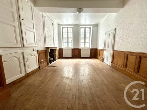 Image d'un maison 4 pièces 161 m² à 795€ à moulins (79700)