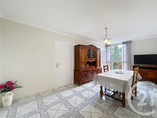 Image d'un appartement 4 pièces 67 m² à 242500€ à thiais (94320)