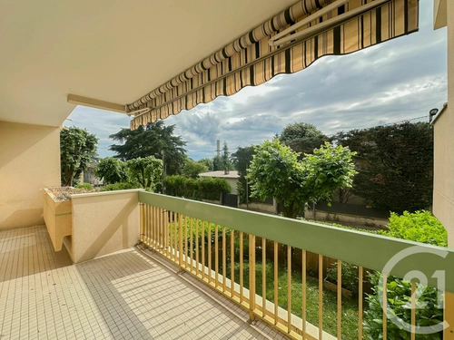 Image d'un appartement 4 pièces 91 m² à 355000€ à champagne-au-mont-d'or (69410)