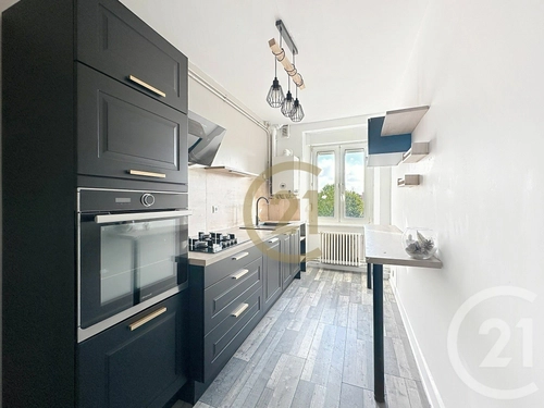Image d'un appartement 3 pièces 63 m² à 720€ à belfort (90000)