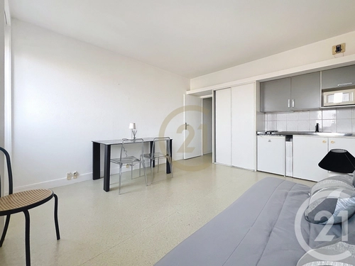 Image d'un studio 28 m² à 55500€ à belfort (90000)