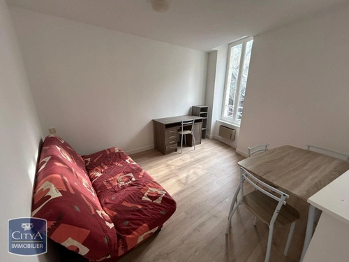 Image d'un appartement meublé 1 pièce 25 m² à 360€ à laval (38190)