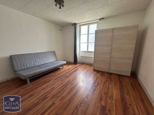 Image d'un appartement 1 pièce 33 m² à 520€ à arpajon (91290)