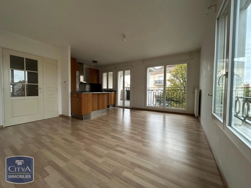 Image d'un appartement 2 pièces 51 m² à 890€ à sainte-geneviève-des-bois (91700)