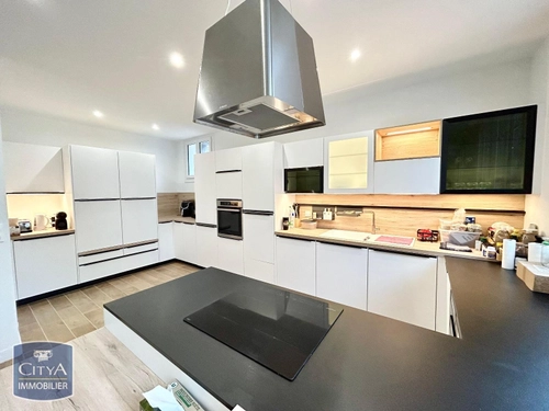 Image d'un appartement meublé 5 pièces 106 m² à 1500€ à le mans (72000)