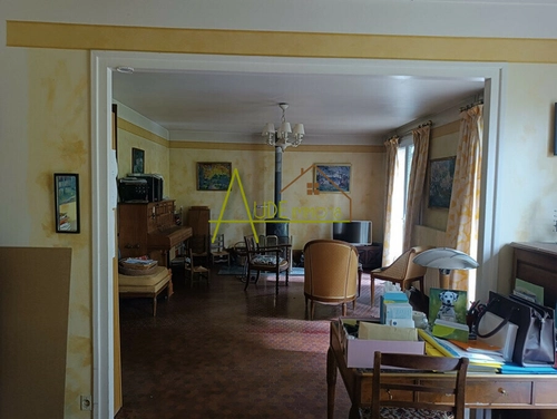 Image d'un maison 10 pièces 178 m² à 196000€ à la guerche-sur-l'aubois (18150)