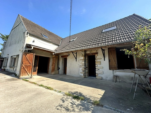Image d'un maison 8 pièces 202 m² à 262500€ à villeneuve-la-guyard (89340)