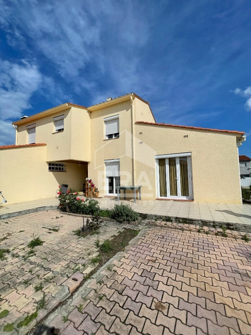 Image d'un maison 6 pièces 131 m² à 220000€ à ille-sur-têt (66130)