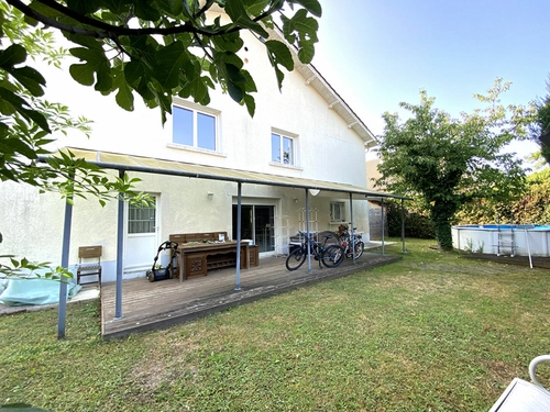 Image d'un maison 10 pièces 261 m² à 490000€ à pau (64000)
