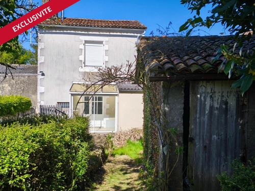 Image d'un maison 2 pièces 57 m² à 50000€ à civray (18290)
