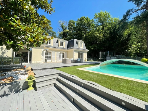 Image d'un maison 8 pièces 250 m² à 1499000€ à verrières-le-buisson (91370)