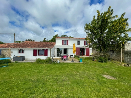 Image d'un maison 6 pièces 124 m² à 348150€ à thairé (17290)