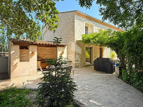 Image d'un maison 7 pièces 227 m² à 735000€ à noves (13550)