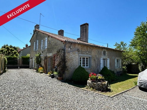 Image d'un maison 7 pièces 210 m² à 212000€ à usson-du-poitou (86350)