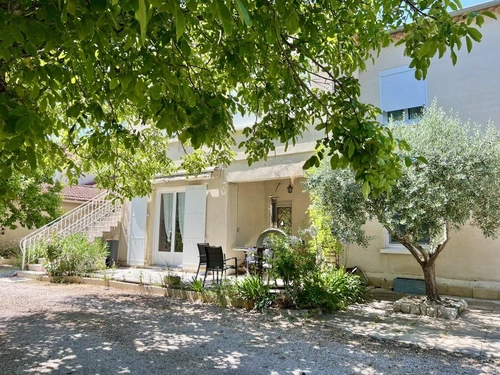 Image d'un maison 10 pièces 192 m² à 424000€ à noves (13550)