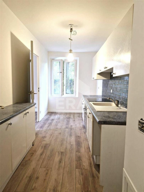 Image d'un appartement 5 pièces 98 m² à 249000€ à "émerainville" (77184)
