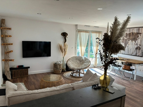 Image d'un appartement 3 pièces 65 m² à 1060€ à eysines (33320)