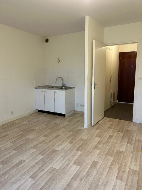 Image d'un appartement 1 pièce 24 m² à 308€ à nogent-le-rotrou (28400)