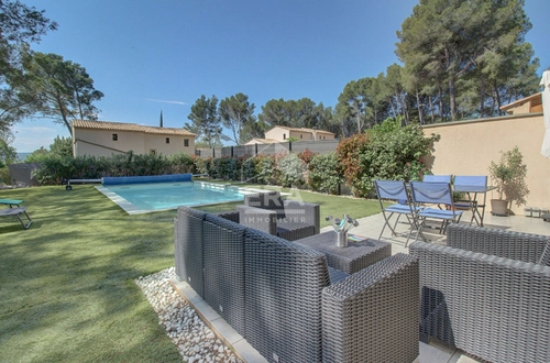 Image d'un maison 4 pièces 78 m² à 445000€ à villelaure (84530)