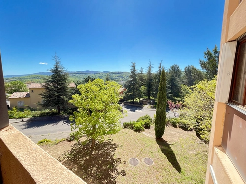Image d'un appartement 6 pièces 102 m² à 87200€ à apt (84400)