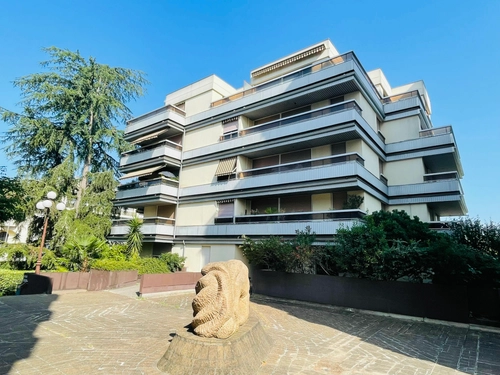 Image d'un appartement 4 pièces 94 m² à 465000€ à le bouscat (33110)